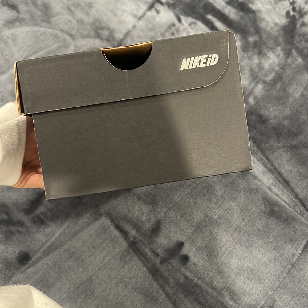 Nike High Tops - In box - Picture 11 of 14